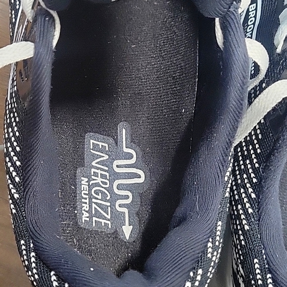 Brooks Levitate 5 Road Running Black Shoes Womens-Size 10 - Picture 4 of 17